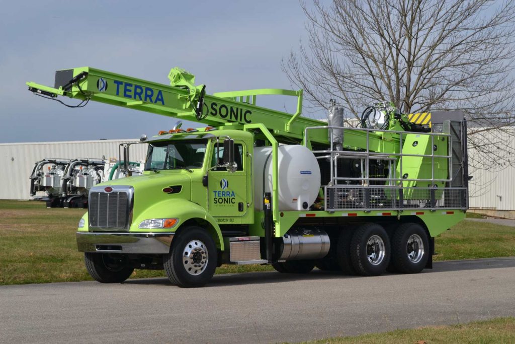 TSi 150T Sonic Drill Rig front quarter