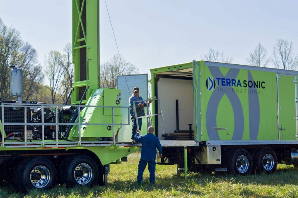 TSi Support Truck for sonic drill rig in use